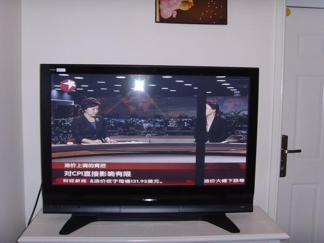电视有很多黑色的横条缩略图
