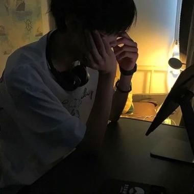 独一无二霸气头像男