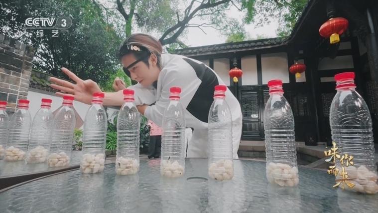 游戏接力弹瓶盖