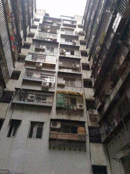 聚宝阁在哪里