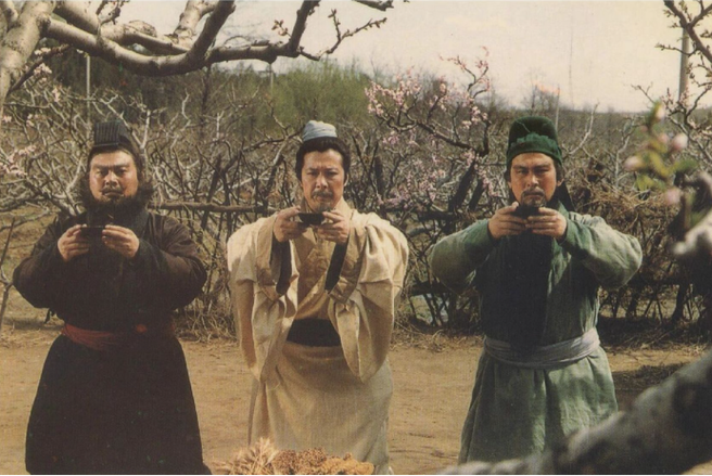 桃园三结义下一句