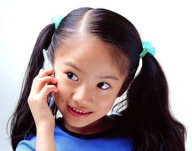女生说话声音像小学生