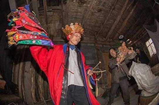 苗疆巫术资格证真的假的