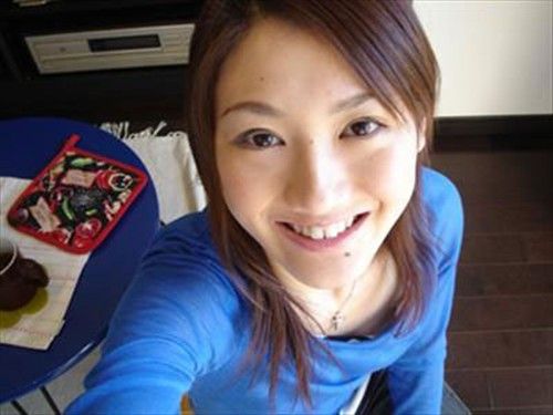 如何将自拍的字正过来