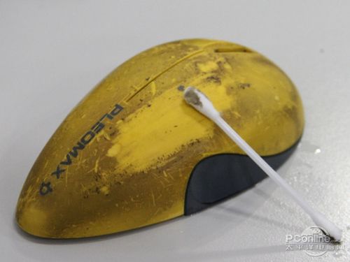 鼠标用黄了用什么擦