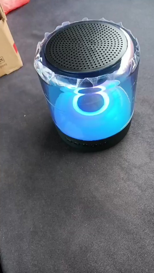 造梦熊蓝牙音响拆解