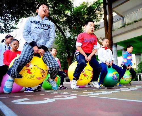 跳跳球视频缩略图