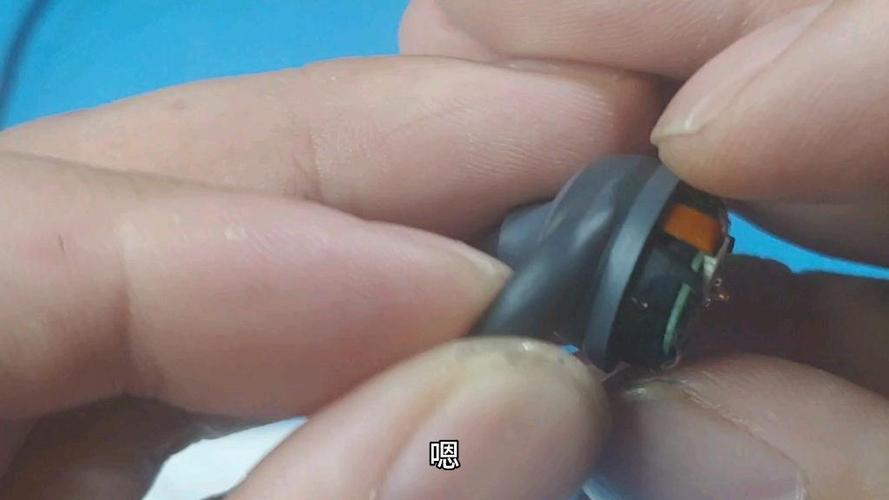 jbl蓝牙耳机右耳连不上蓝牙游戏截图