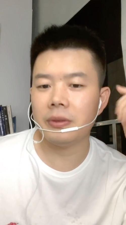 吴召国真的是白手起家吗