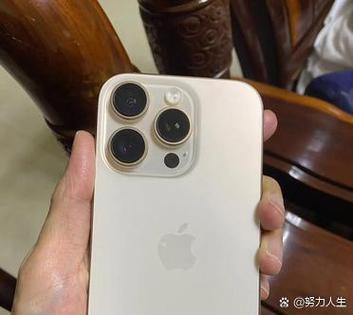 苹果手机换个摄像头多少钱一个