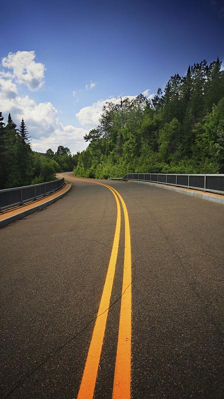 道路
