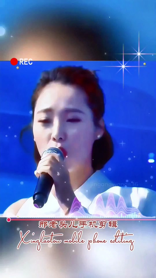 云朵演唱《大海》