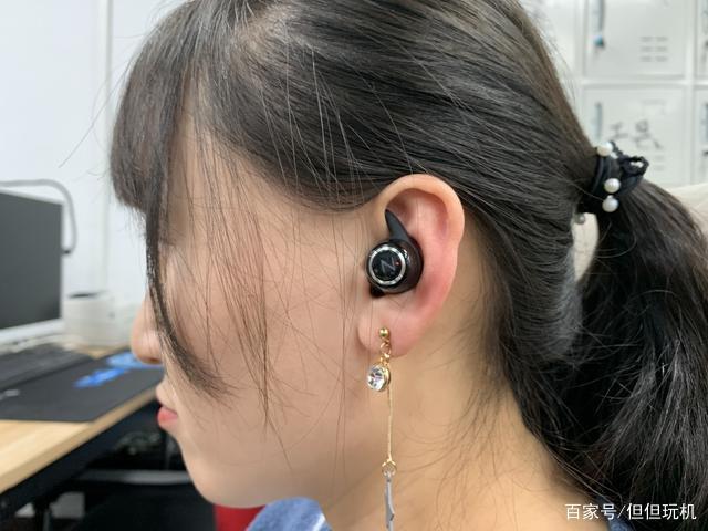 铁三角无线蓝牙耳机带上老是掉