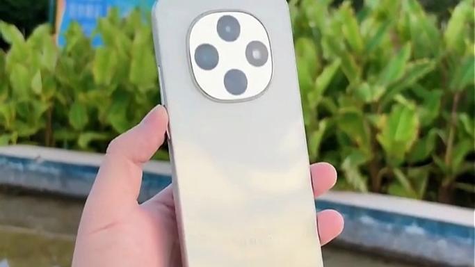 目前市面上双扬声器的手机有哪些