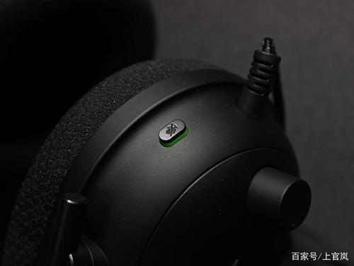 手机麦克风都是L型防呆吗
