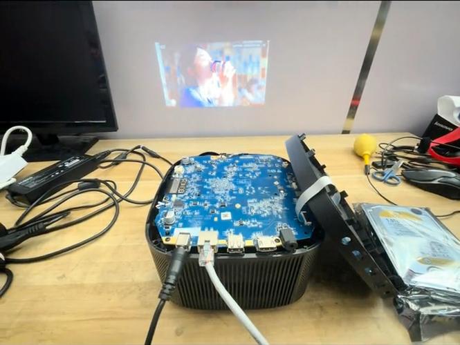极米投影仪维修
