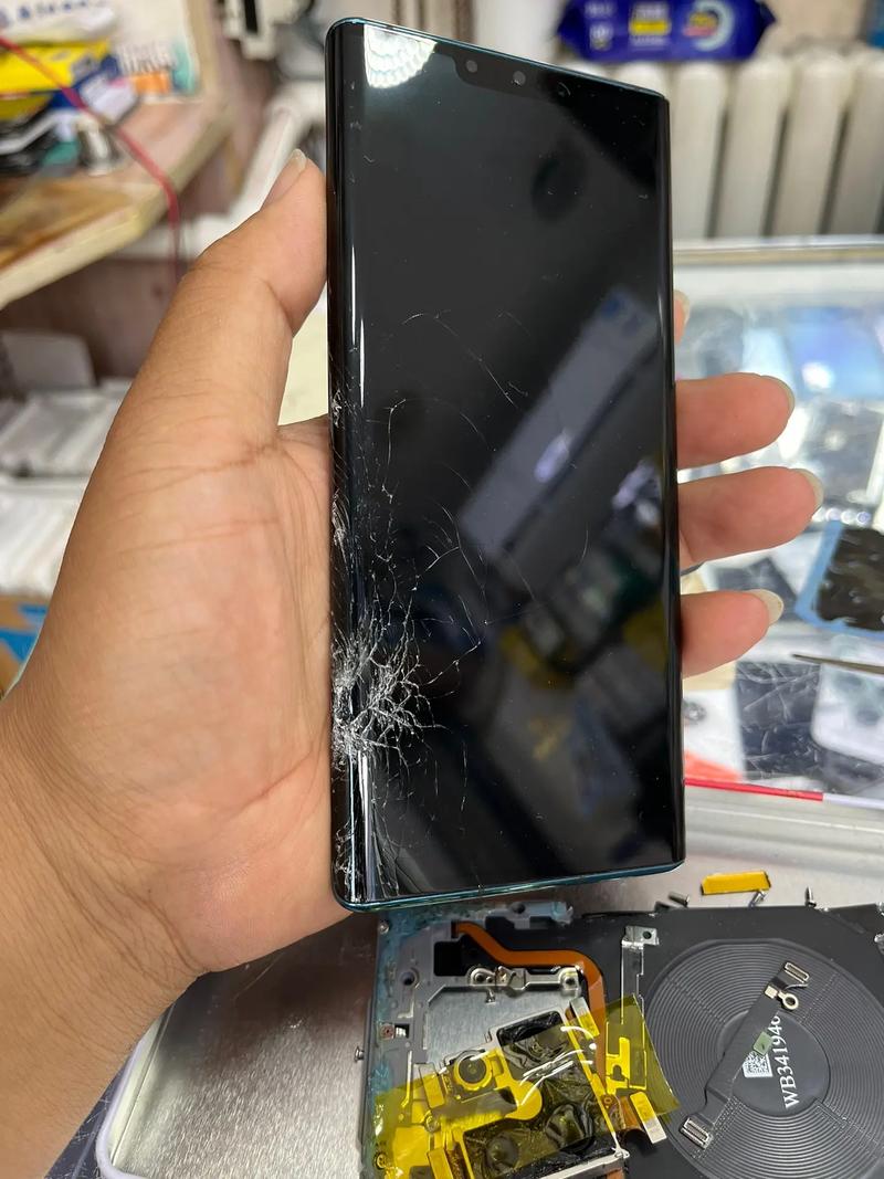 mate30pro屏幕容易碎吗