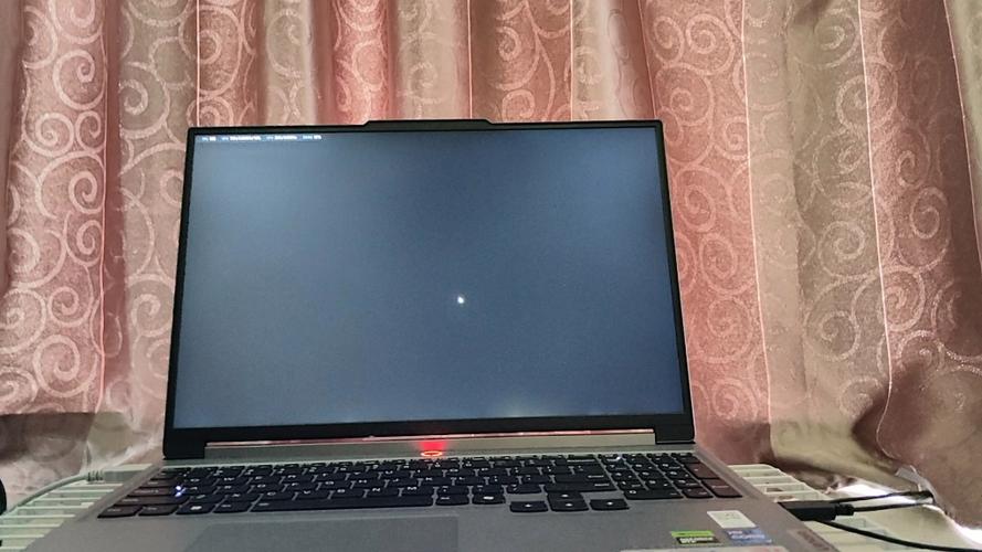 联想拯救者y7000黑屏