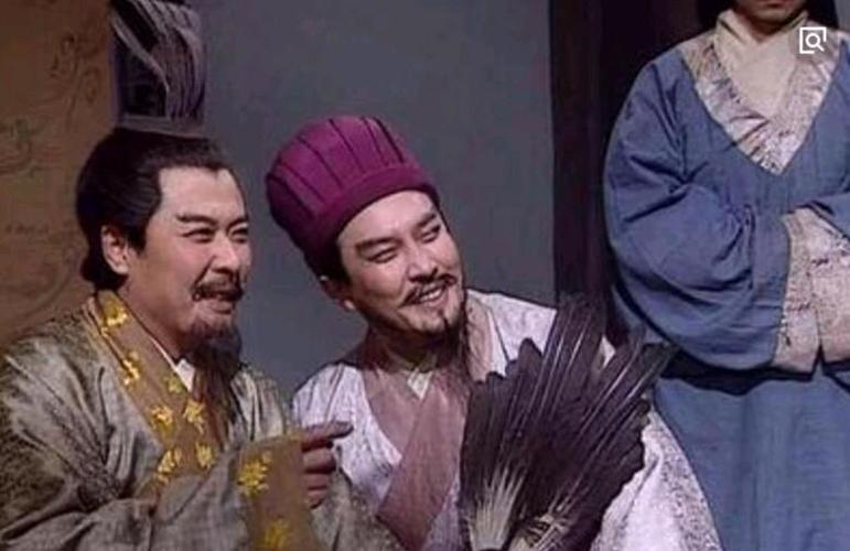 三顾茅庐的主人公是谁截图