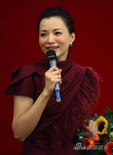主持人现场视频董卿