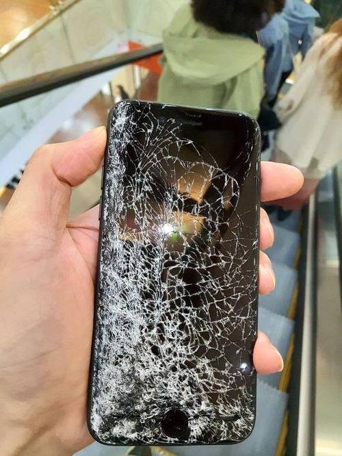 iphone7外屏碎了多少钱