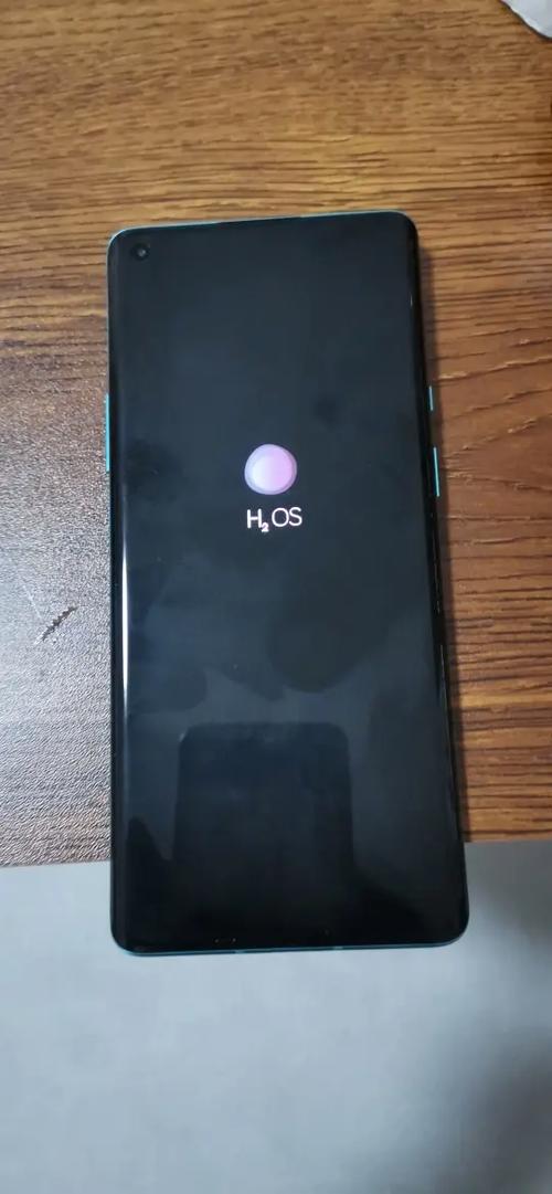 一加8pro屏幕亮度突然变暗