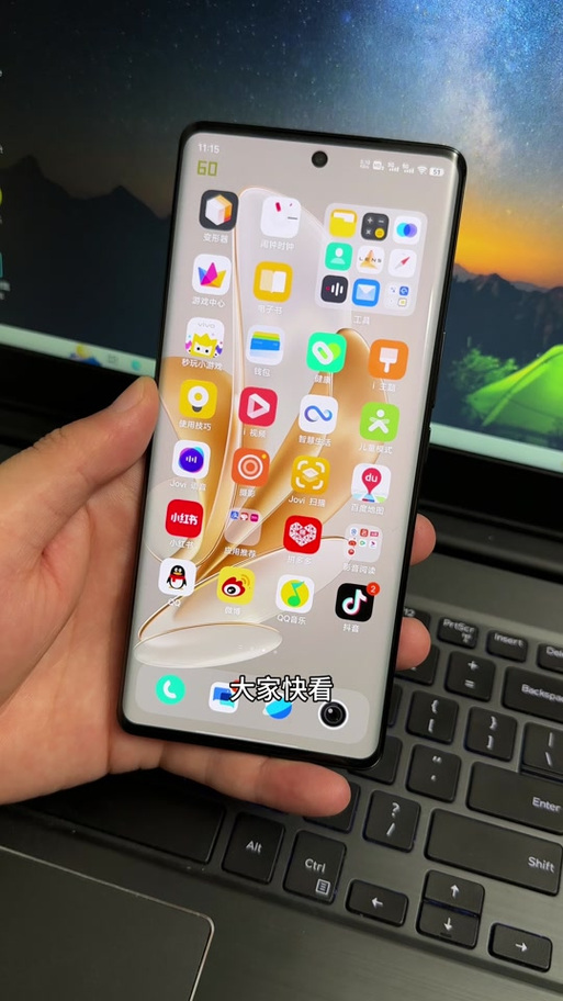 手机左上角两个圆圈缩略图