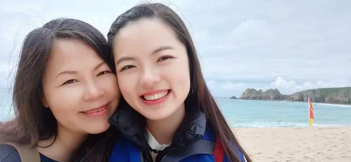 泡妞泡到女儿是什么电影