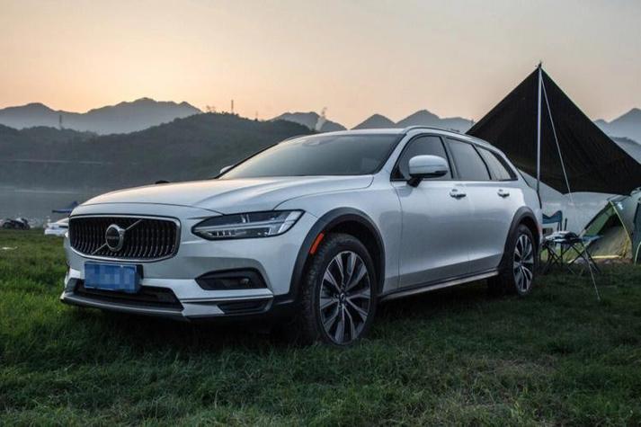 v90和v90cc哪个好