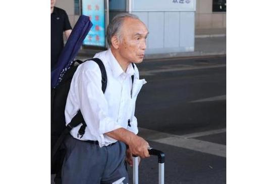 黑井秋夫