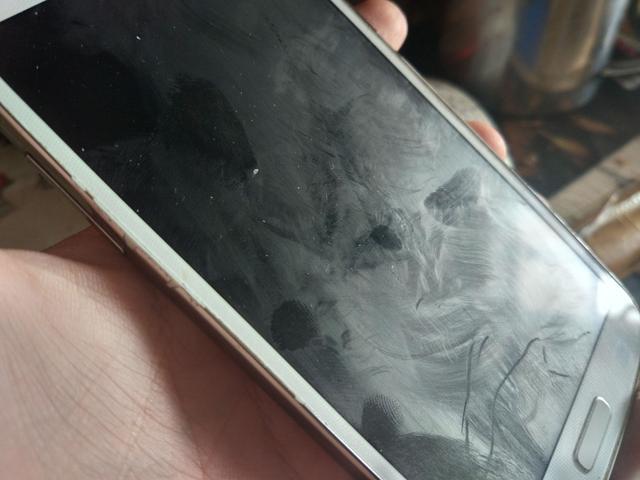 iphonex屏幕沾指纹印