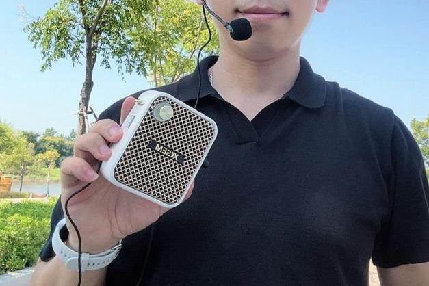 蓝牙音箱连接无线话筒游戏截图