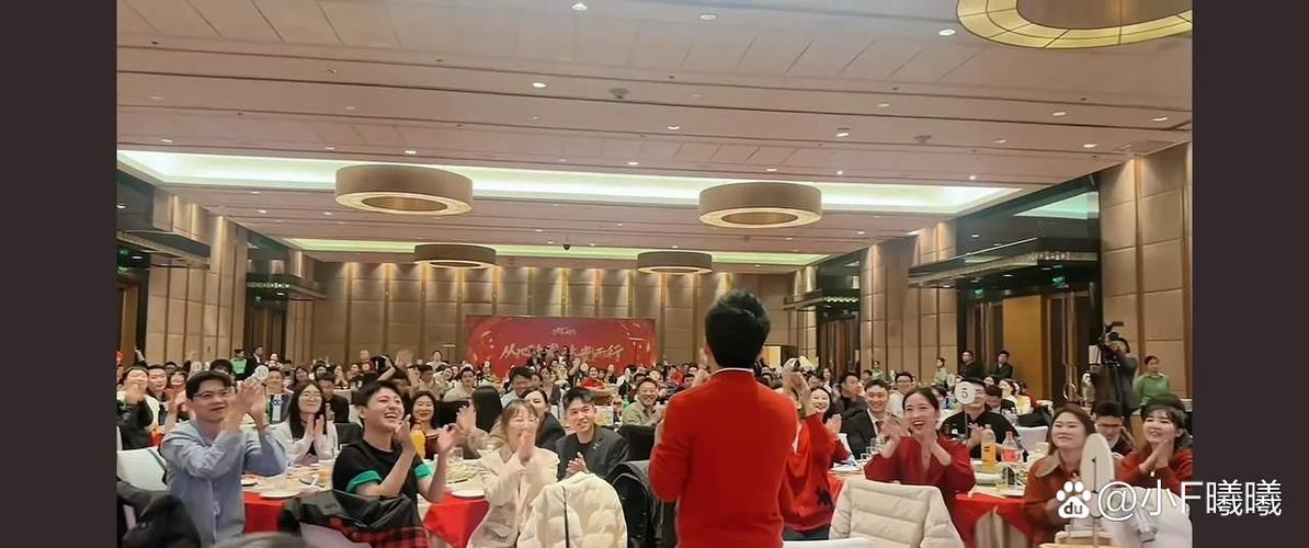 简短幽默的部门成员介绍