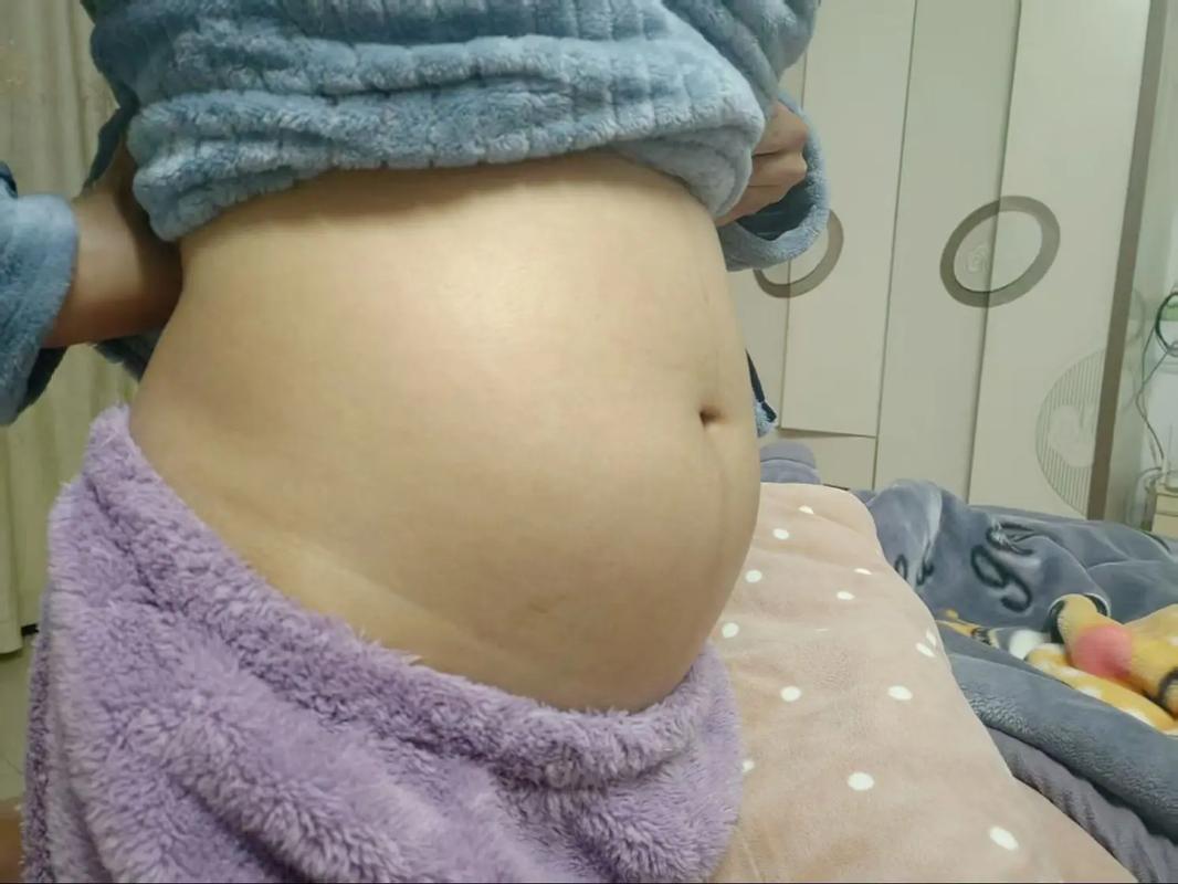 6个月的肚子有多大图片