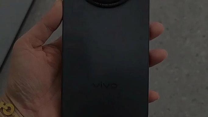 vivo手机显示变成黑色的
