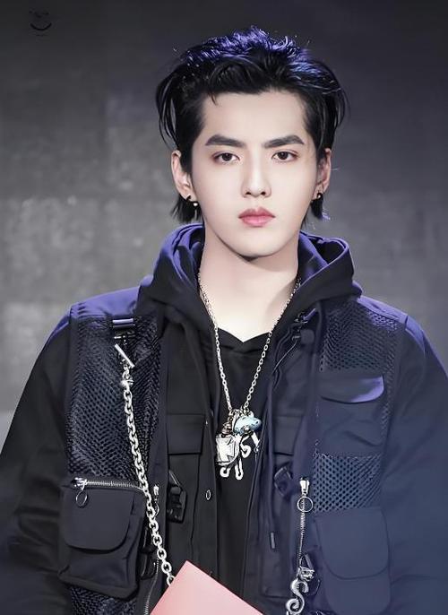 exo吴亦凡超帅图片