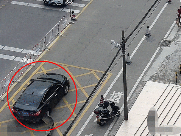 介绍一下车祸模拟器警察抓小偷图标