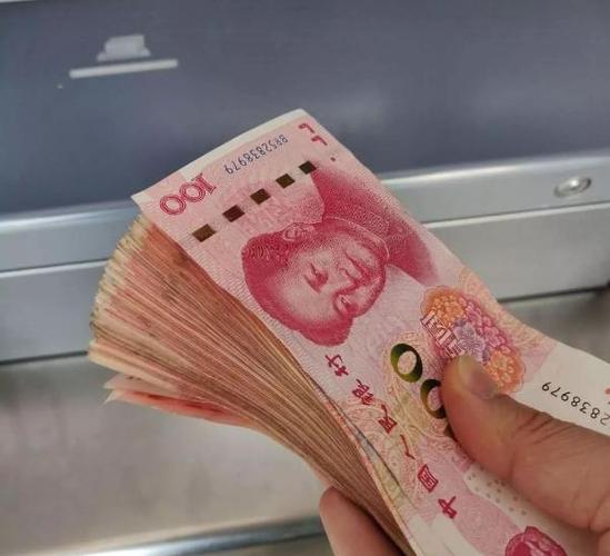 现在一万块钱能干嘛缩略图