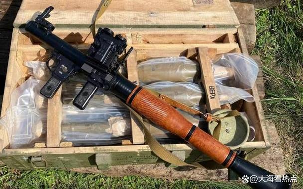 俄军RPG-7瞄准镜使用方法
