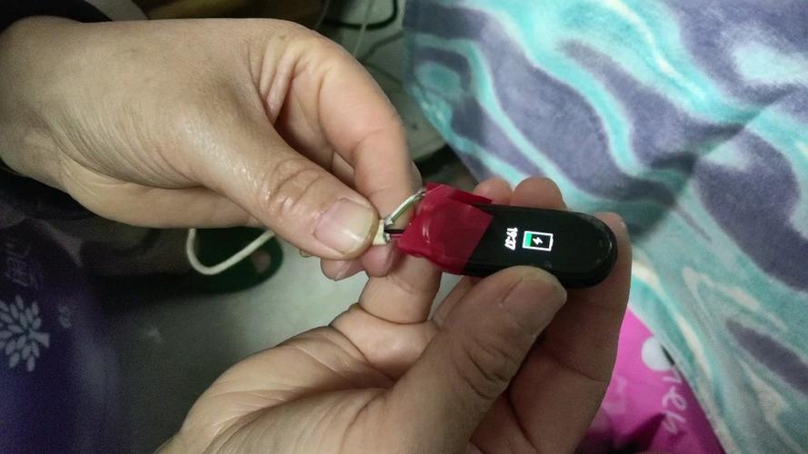 小米手环忘带充电器怎么办