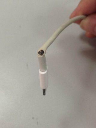 苹果手机老是烧数据线