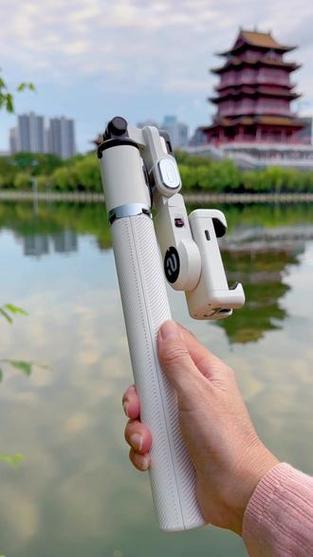 手机支架自拍杆哪种比较稳好用