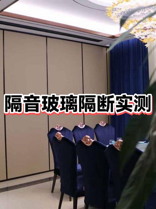 戴着耳机旁边人说话对方能听到吗