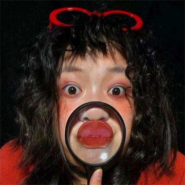 搞笑女的十大特征