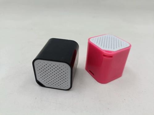 可接蓝牙音箱的随身听缩略图