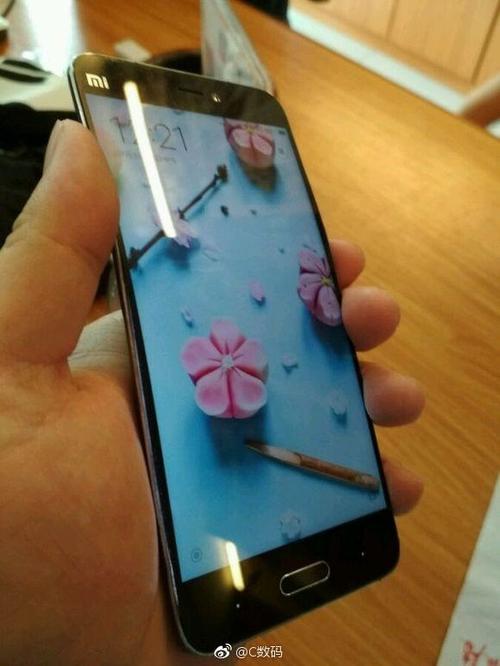 小米5屏幕自己变暗