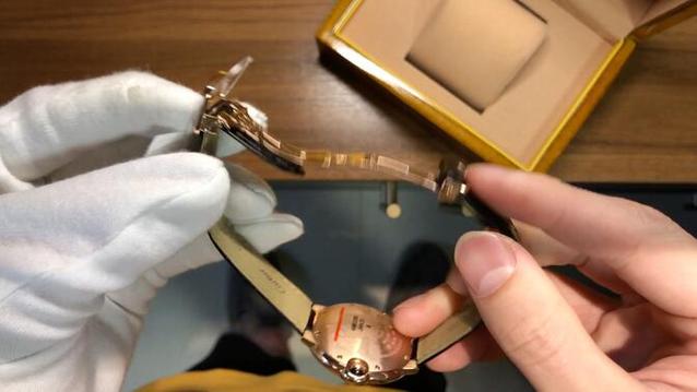 卡地亚怎么戴表扣视频