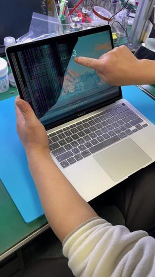 mac屏幕出现横条纹缩略图