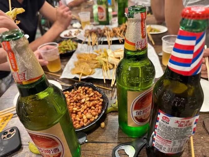 啤酒配烧烤的危害
