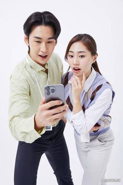 男人为啥很反感女人翻手机